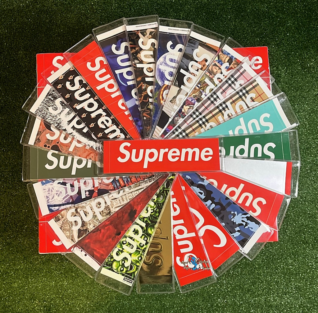 Supreme Box Logo Sticker Sammlung in Vinyl Sleeves zum Schutz
